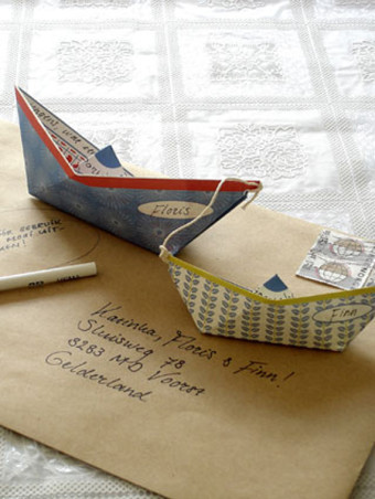 500102-paper-wishboats-5